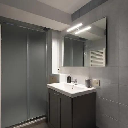 Appartement Rua Freda Modène