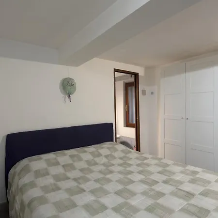 Appartement Rua Freda Modène